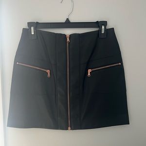 Mini Black Leather Skirt, zipper color: rose gold, Size: Small *NEVER WORN